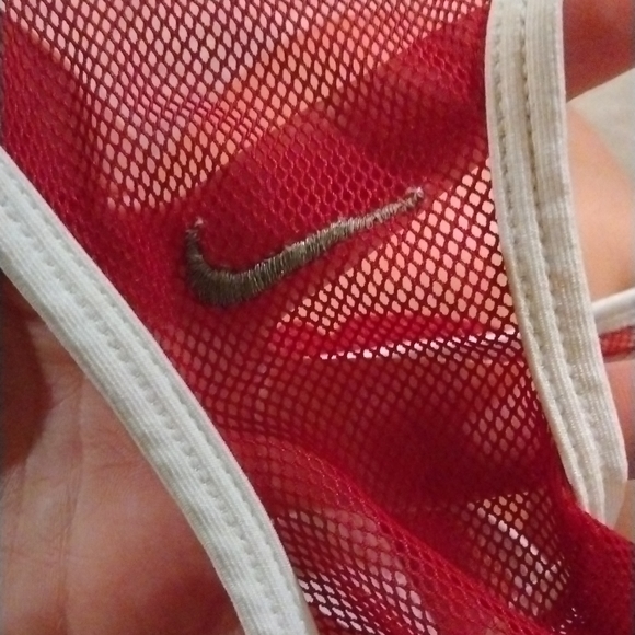 Sports bra - Picture 2 of 2